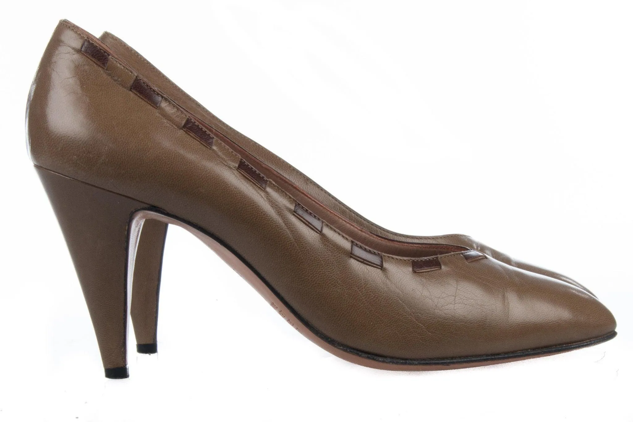 Carvela Vintage Leather Heels Taupe with Dark Brown Edging Size 38 (UK 5)