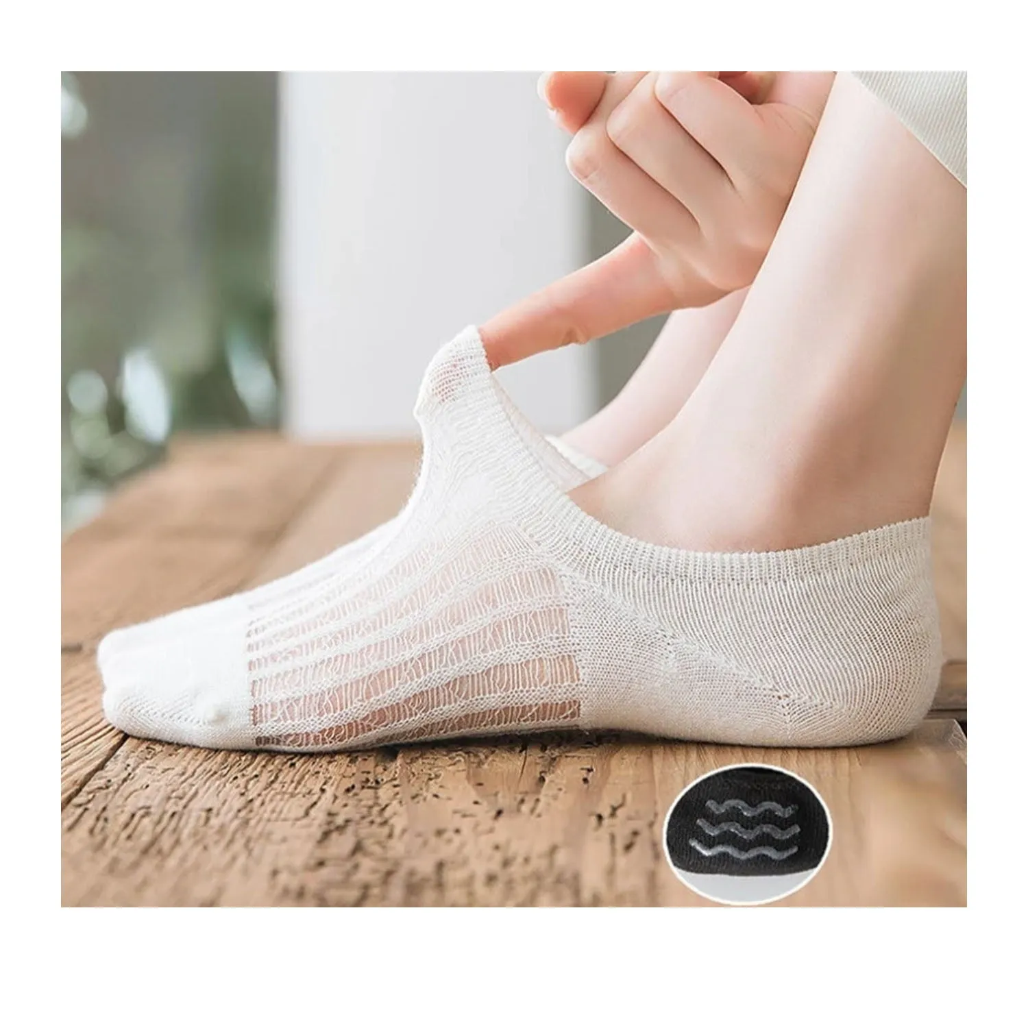 FLOOF Women's No Show Sock in White