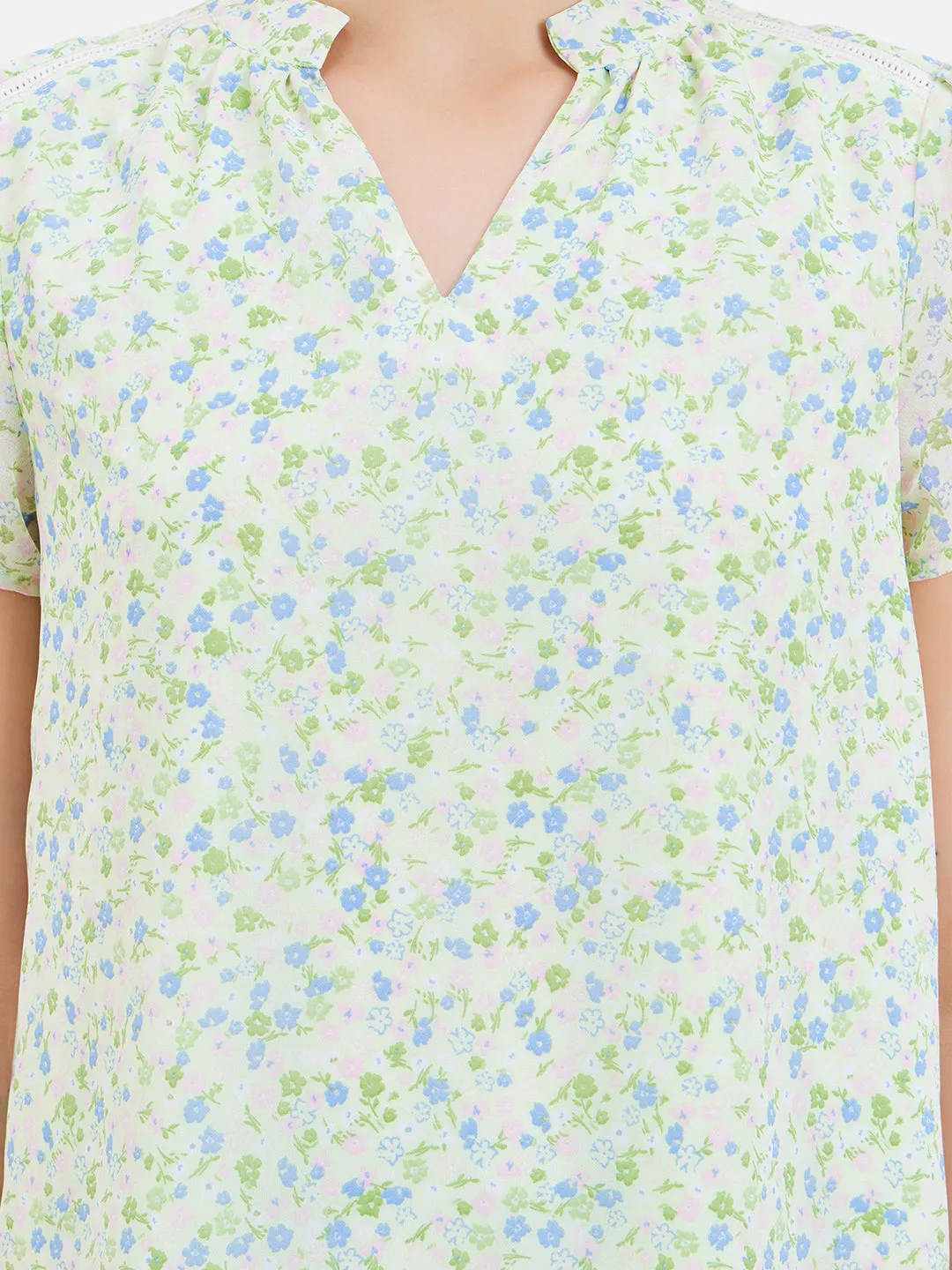 Floral Printed V-Neck Top