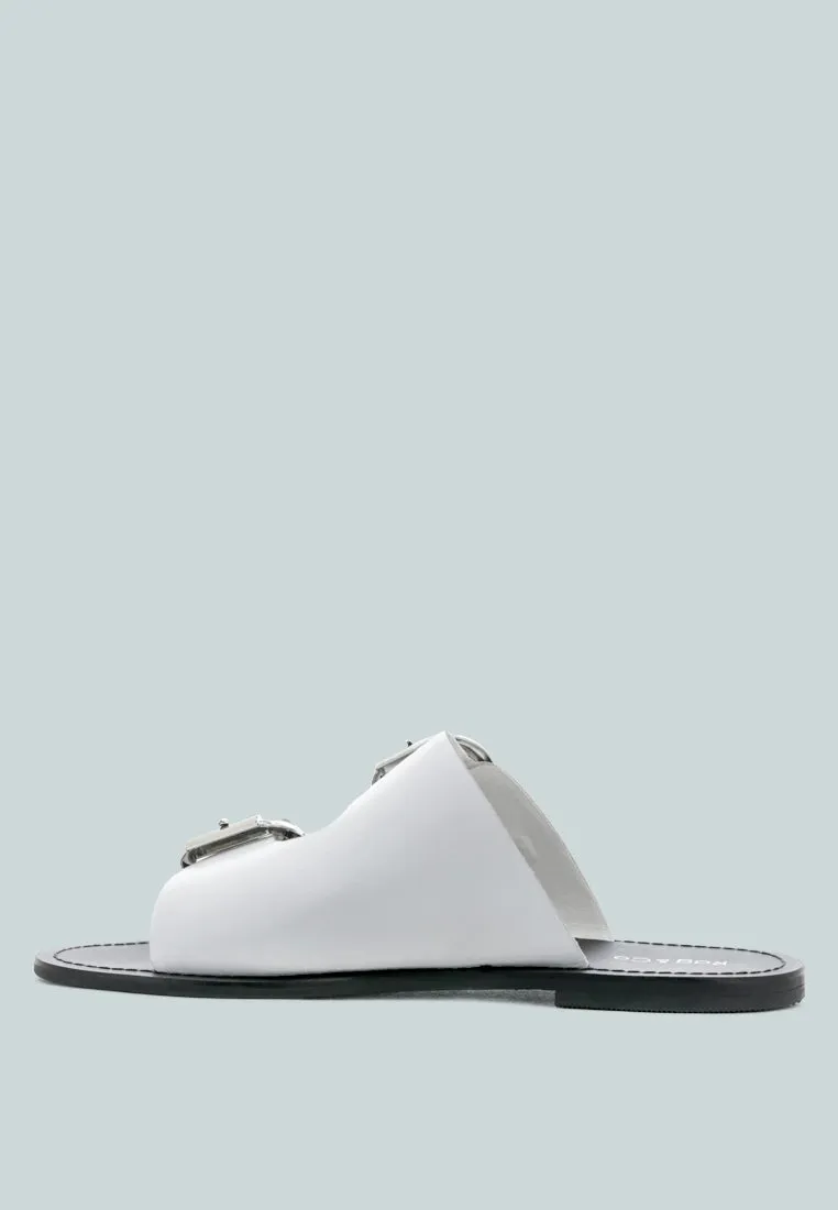 KELLY White Flat Sandal with Buckle Straps