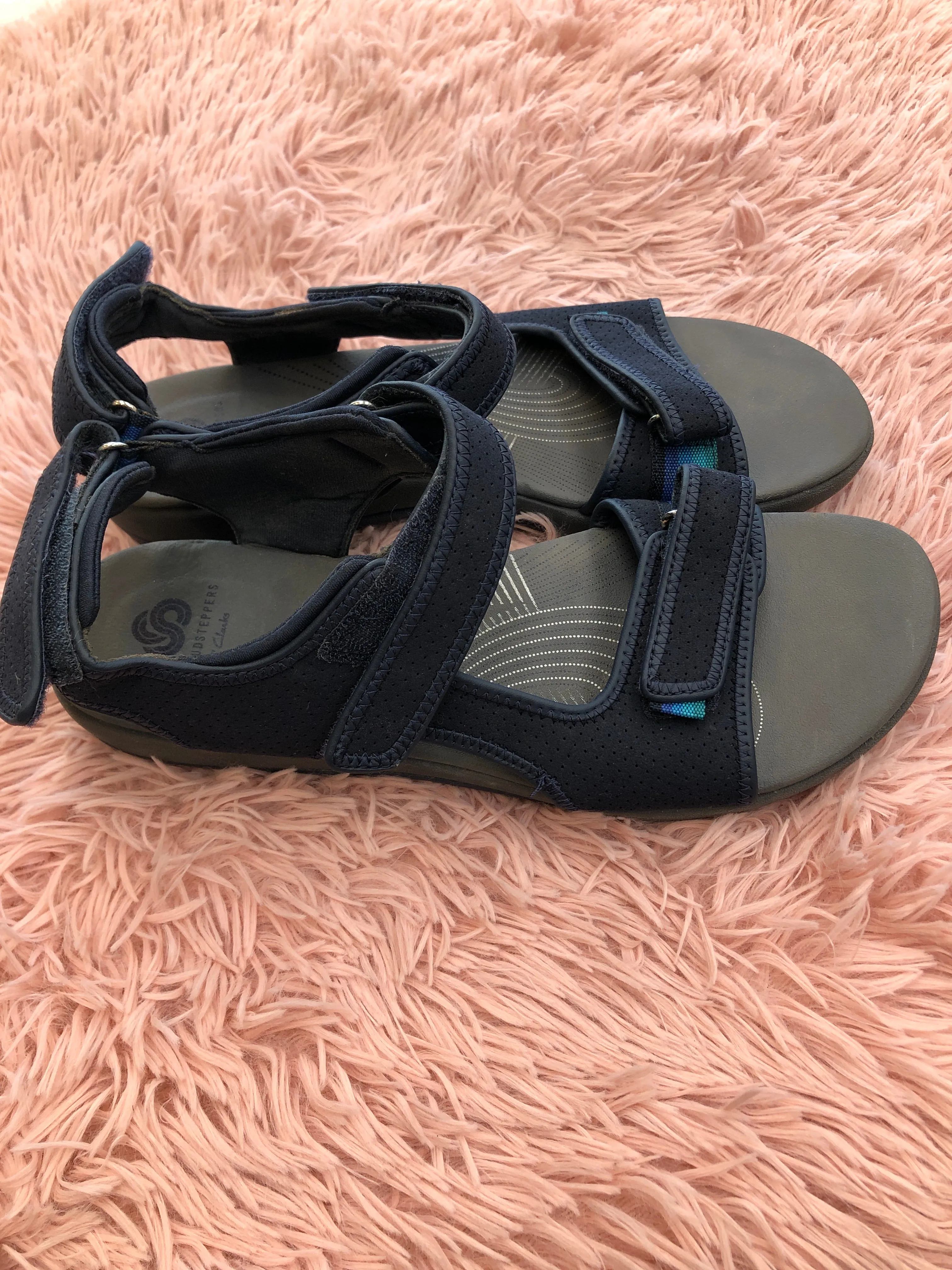 Navy Sandals Flats Clarks, Size 10