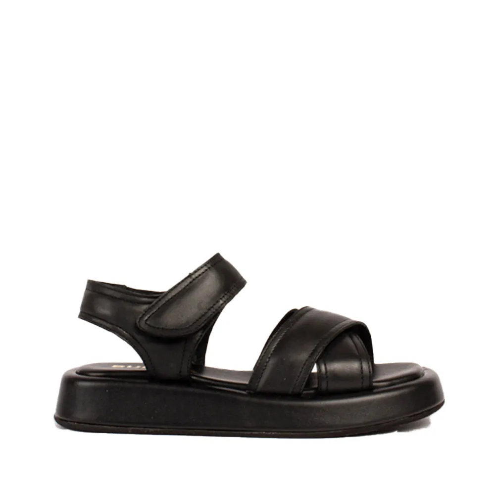 Pearl Black Chunky Sandals