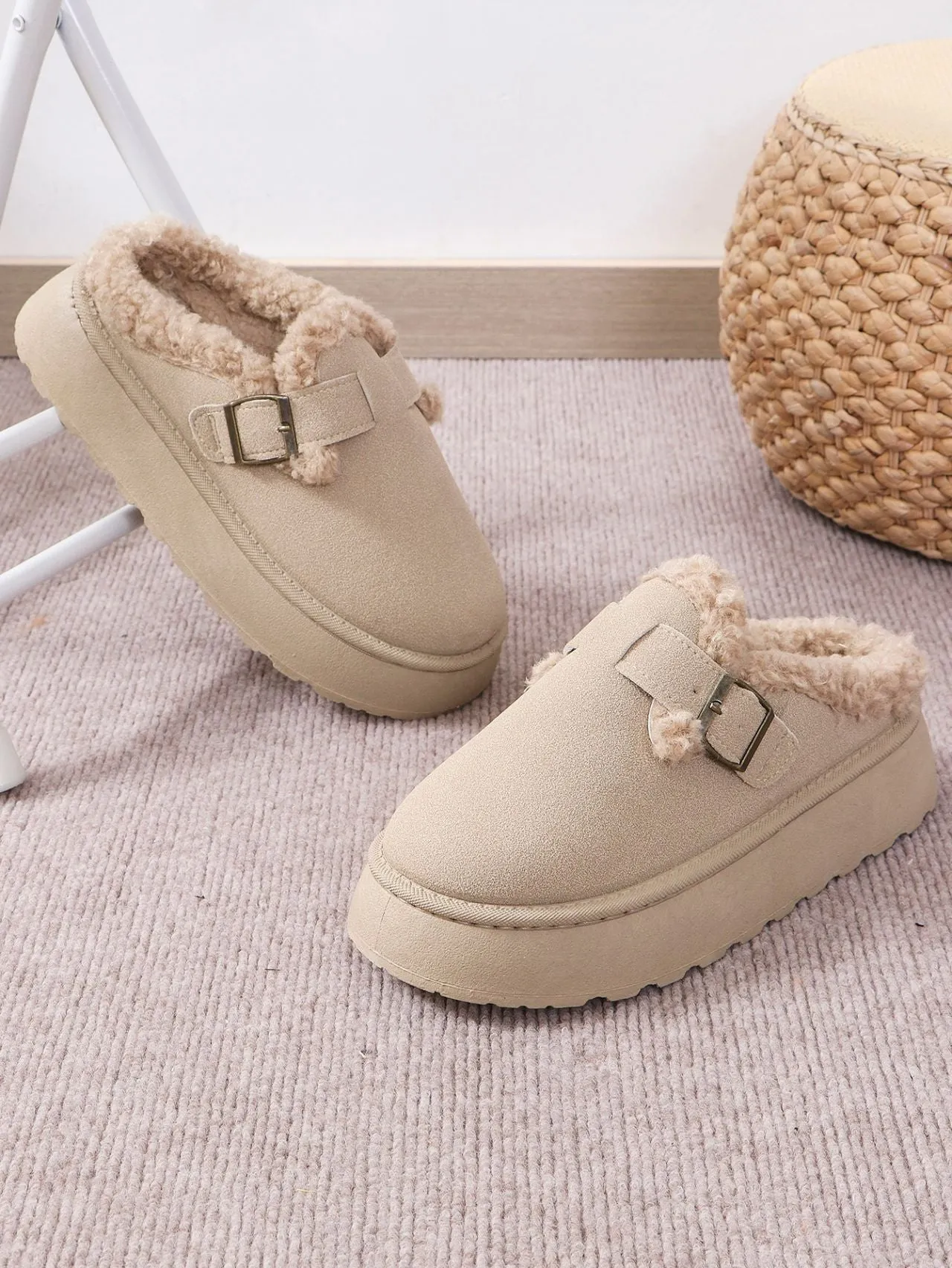 PRE-ORDER: Thermal Fuzzy Buckle Platform Slippers