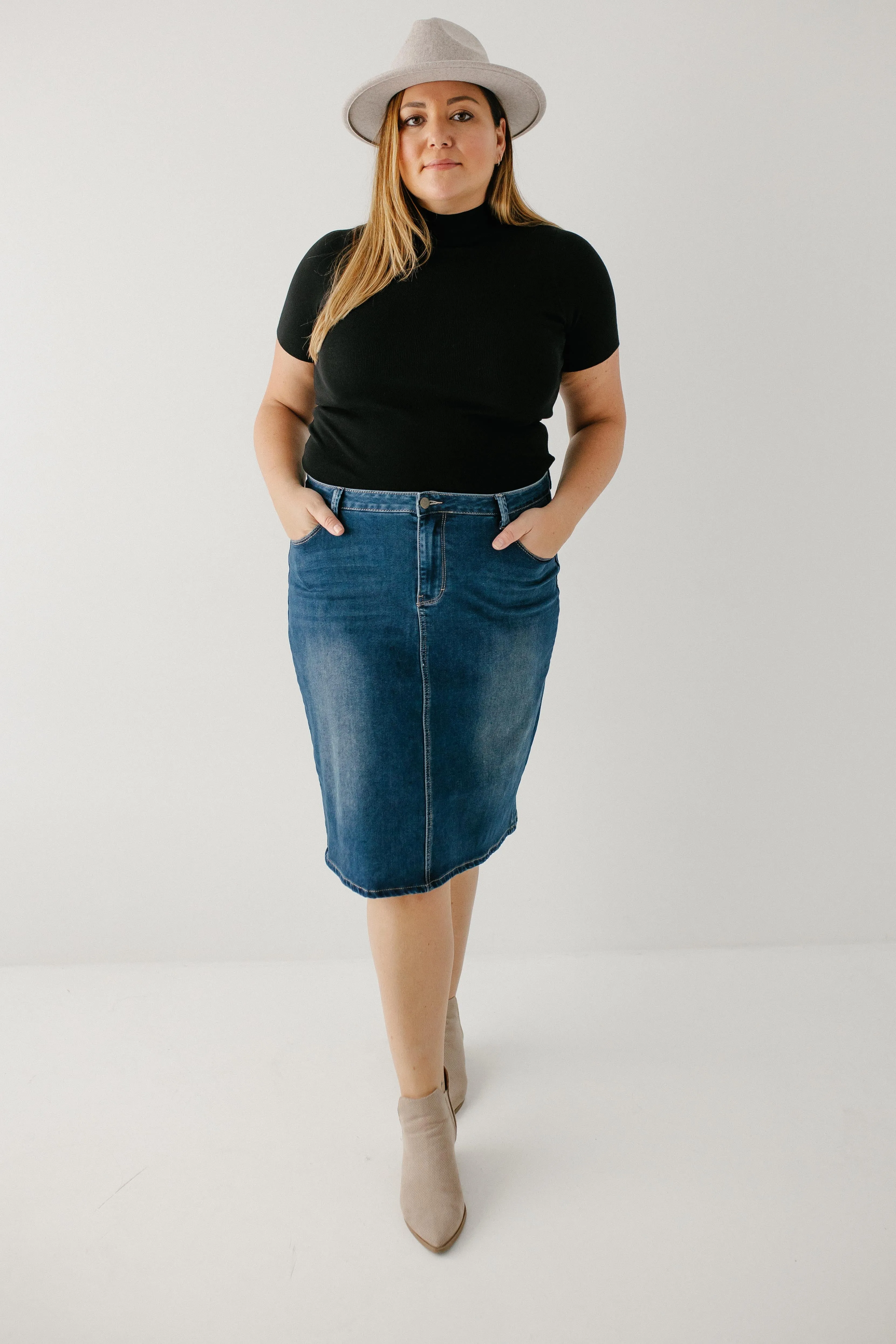 'Scout' Knit Denim Skirt in Dark Wash