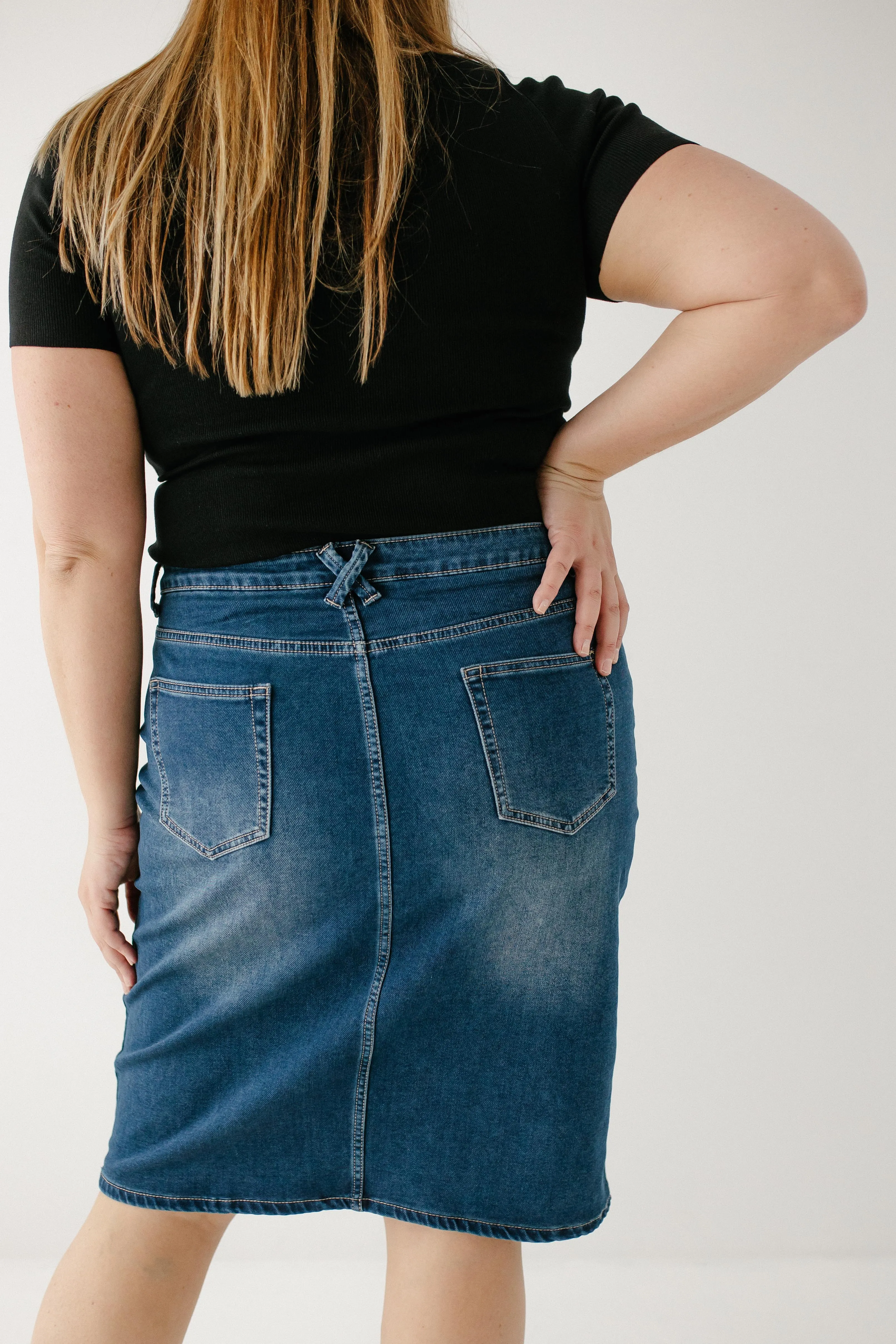 'Scout' Knit Denim Skirt in Dark Wash