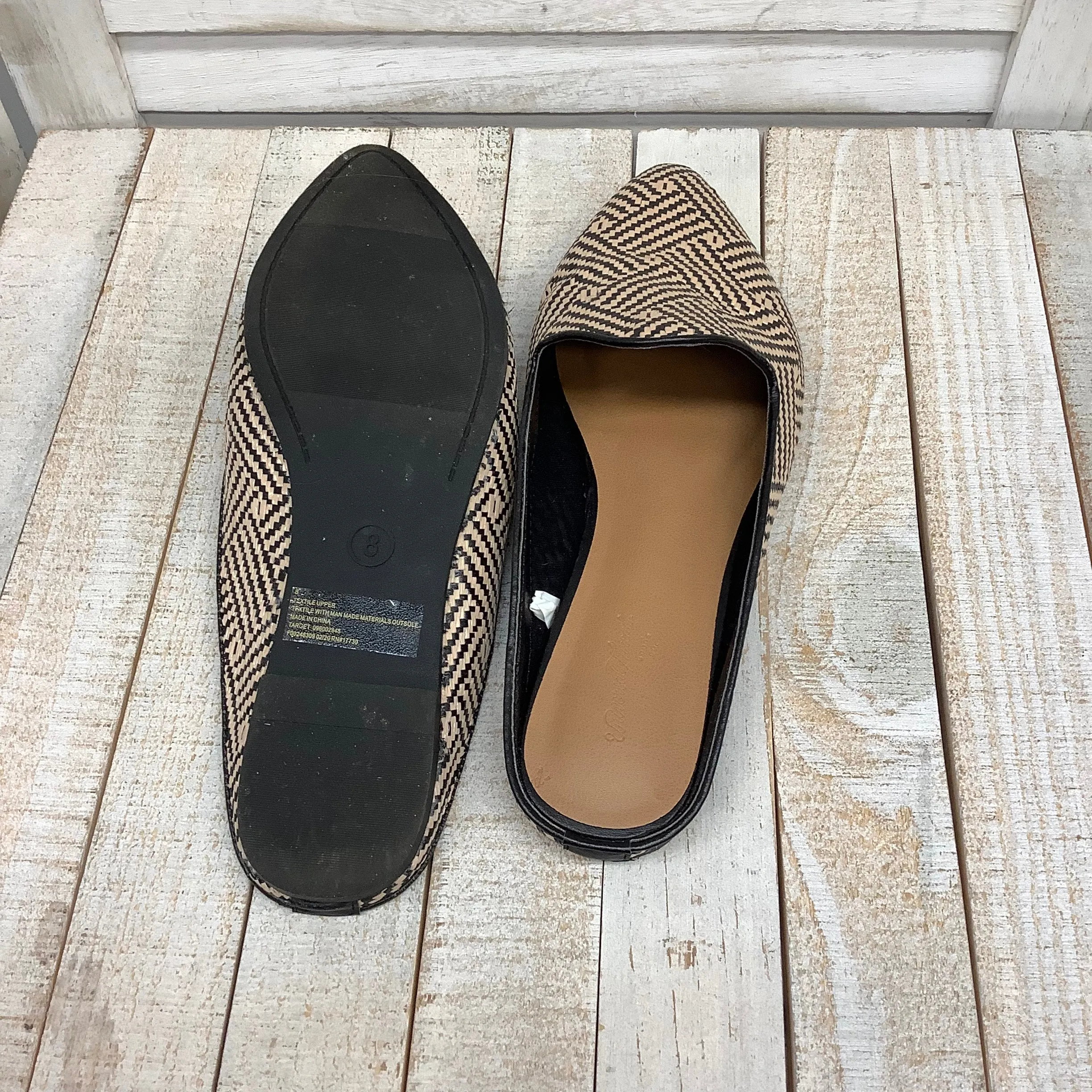 Shoes Flats Mule & Slide By Universal Thread  Size: 8