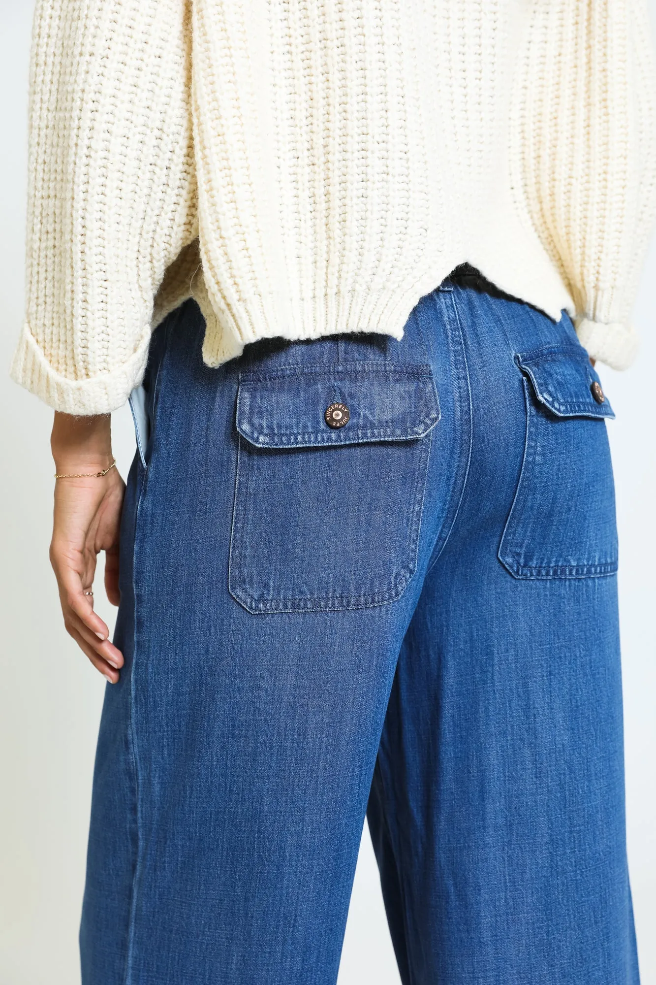 Traveler Wide Leg Pant - Vintage Denim Wash