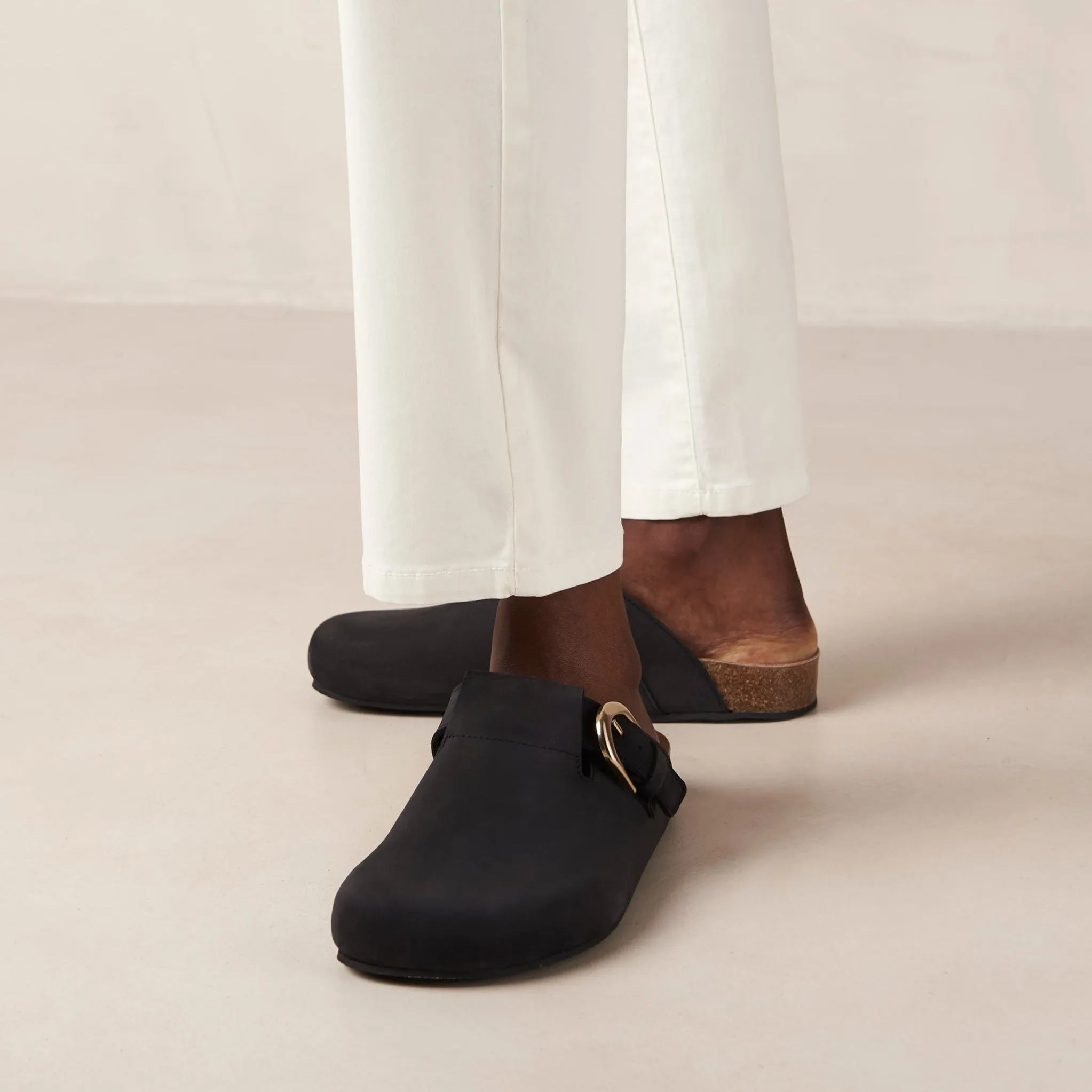 Travis Black Leather Mules