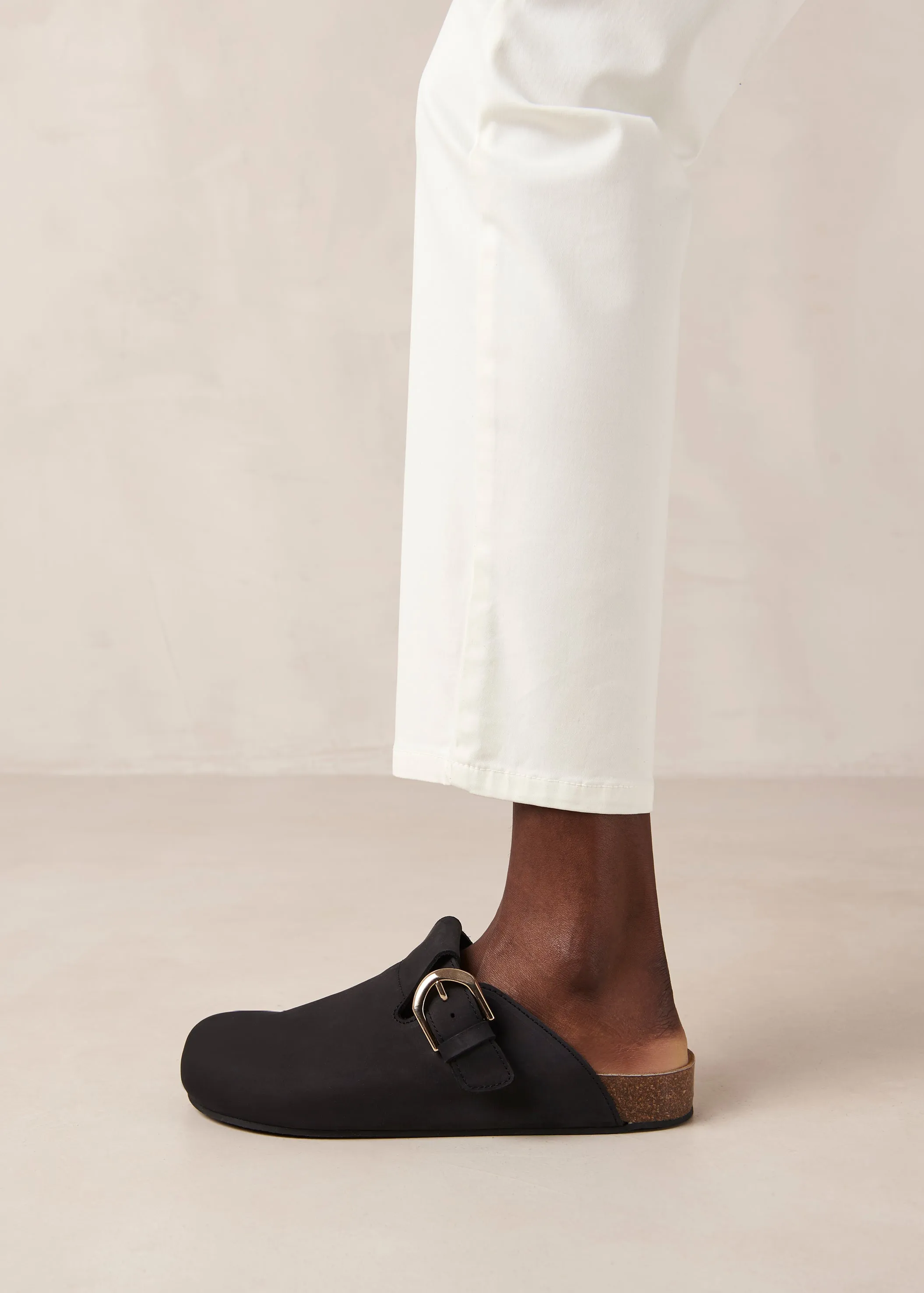 Travis Black Leather Mules