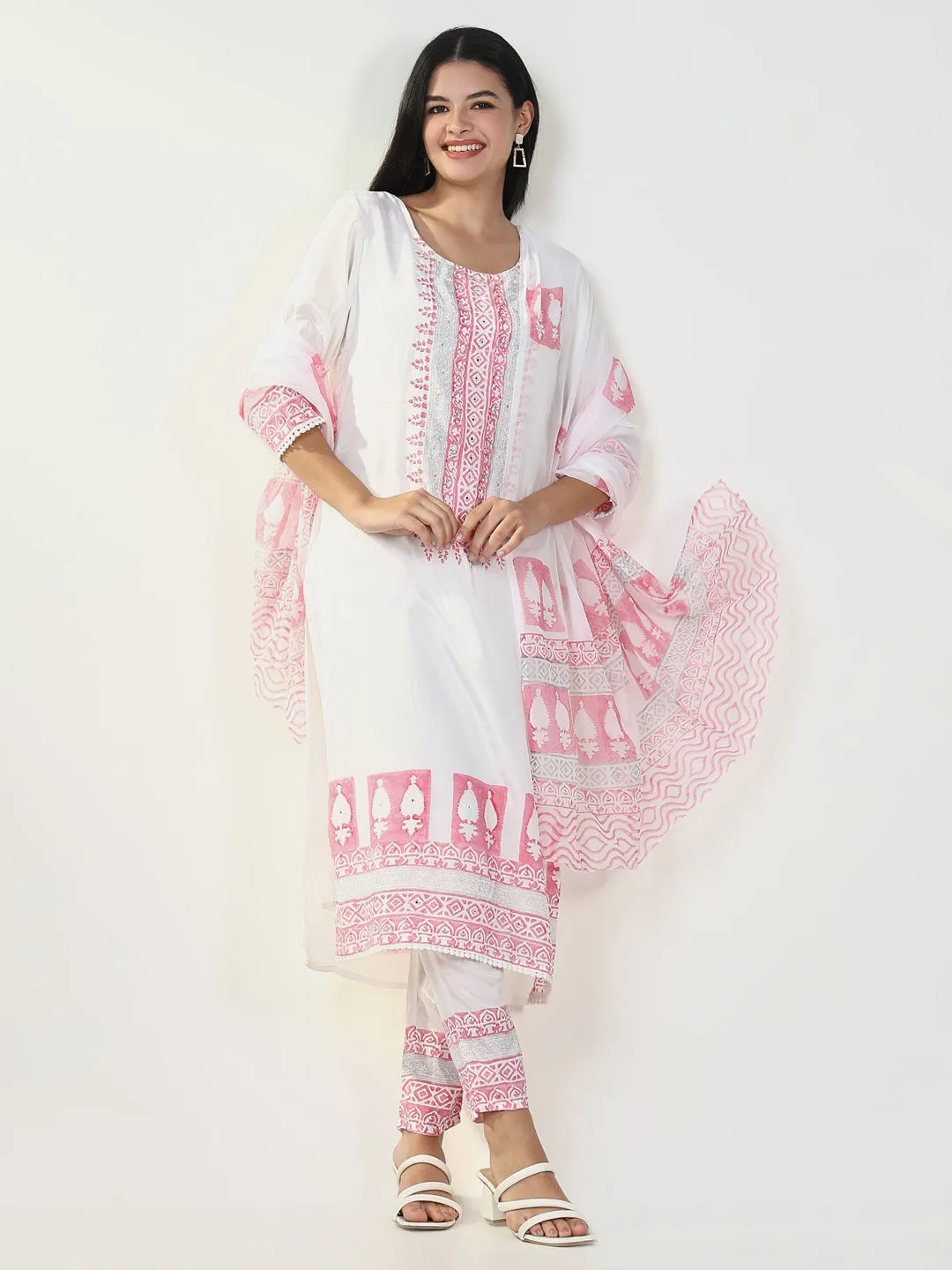 Women Graphic White Kurta Set with Dupatta